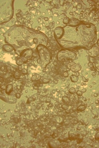 Тёмные пузыри в воде обои