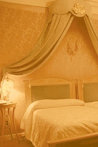 Спальня обои