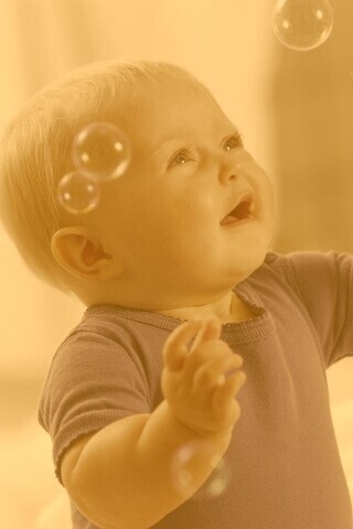 Игра с мыльными пузырями обои