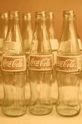 Бутылки Кока Колы обои