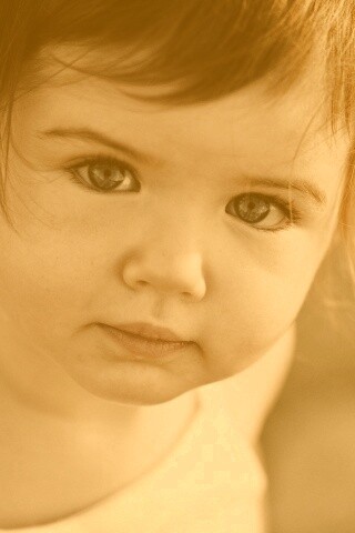 Детское личико обои
