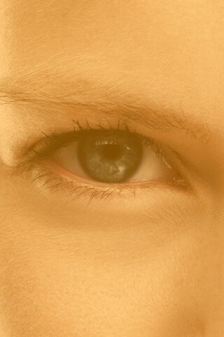 Она смотрит на тебя обои