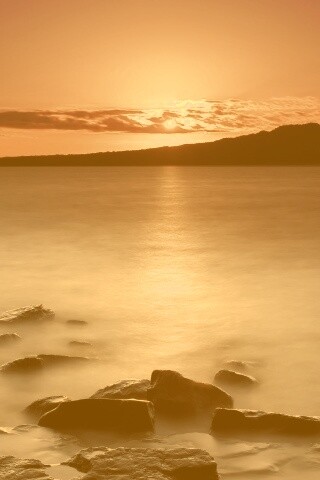 Восход над озером обои