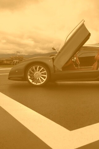 Spyker C12 на аэродроме обои