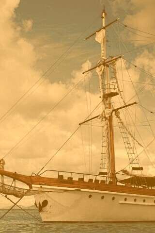 Белый парусник обои