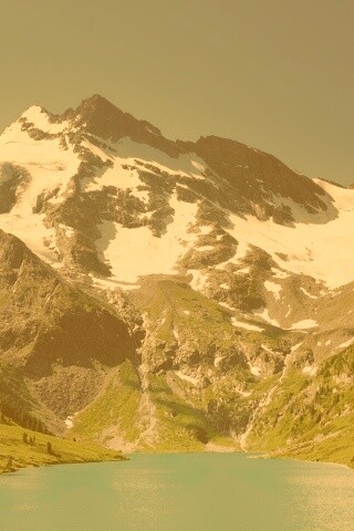 Горное озеро обои