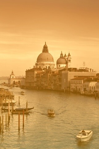 Канал в Венеции обои