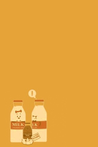 Бутылка молока сходила налево обои