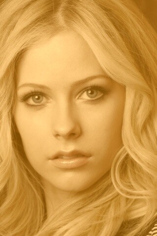 Блондинка Аврил Лавин обои