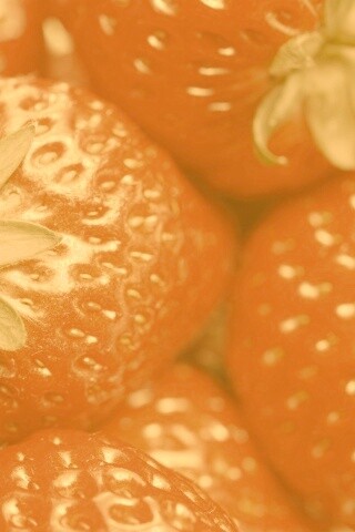 Сочная клубничка обои