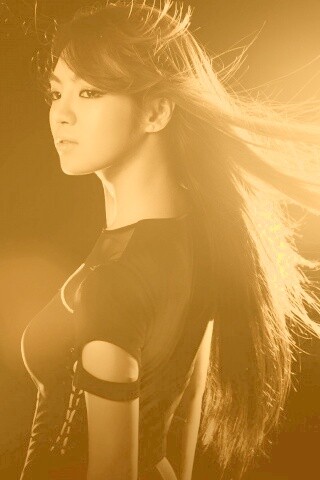 Стройная азиатка обои