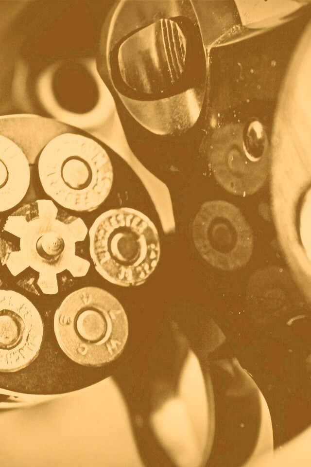 Револьвер обои