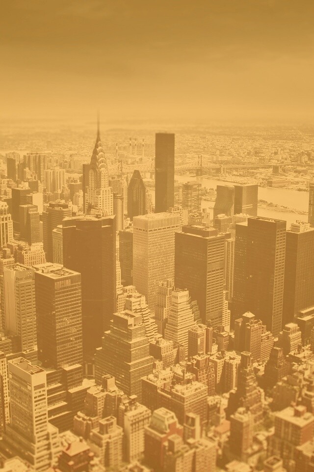 Темное небо над городом обои