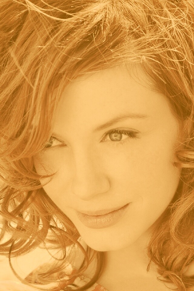 Рыжая красавица обои