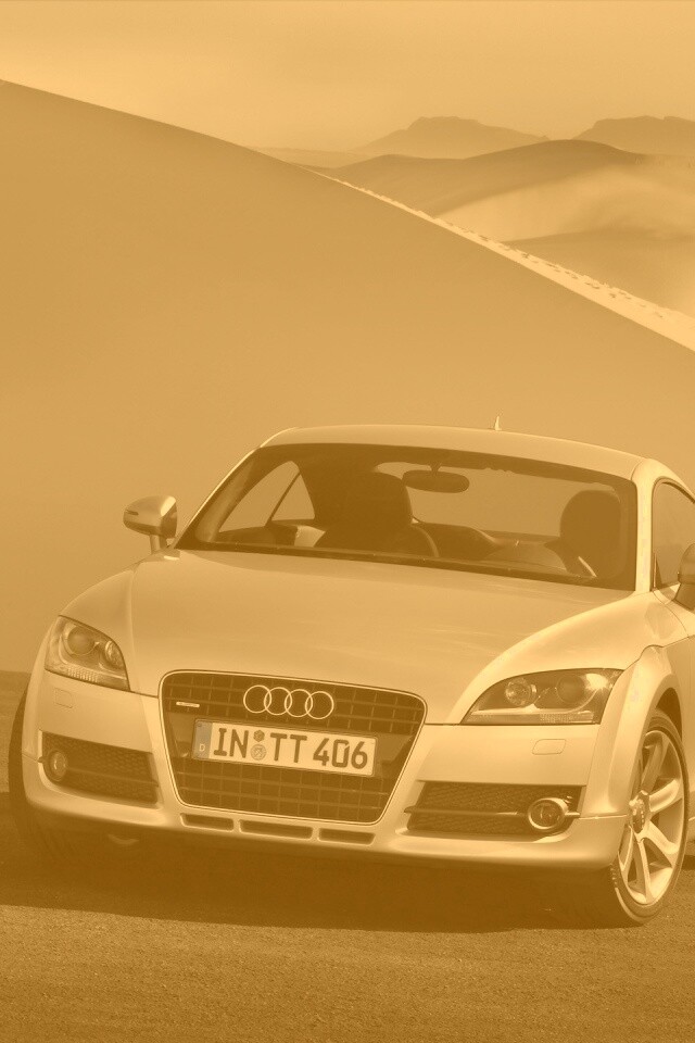 Audi TT на фоне снега обои