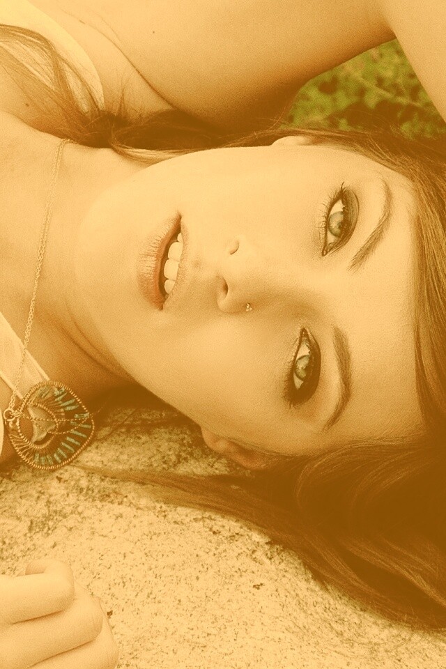 Глаза цвета моря обои