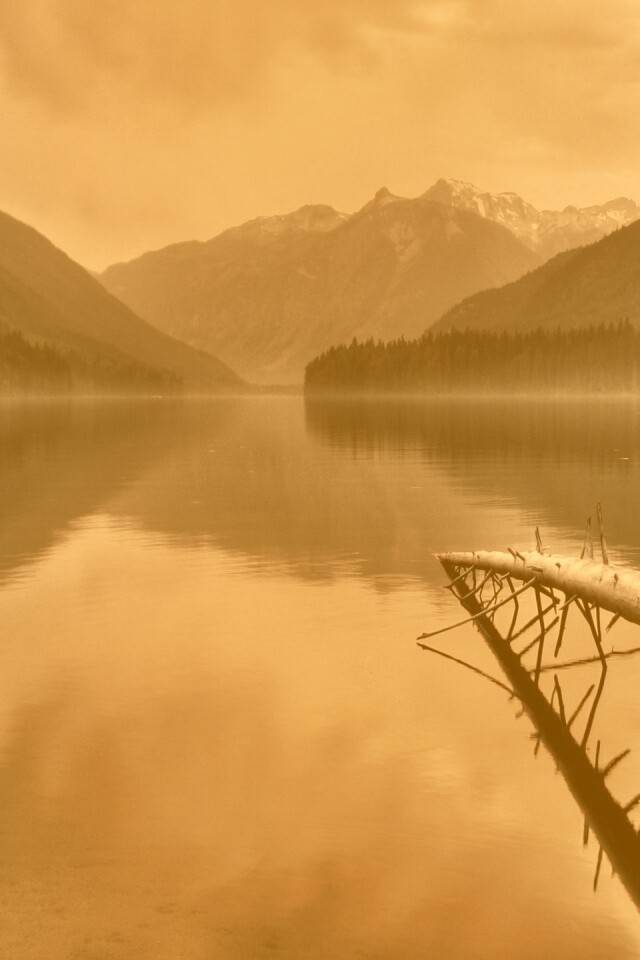 Горное озеро обои