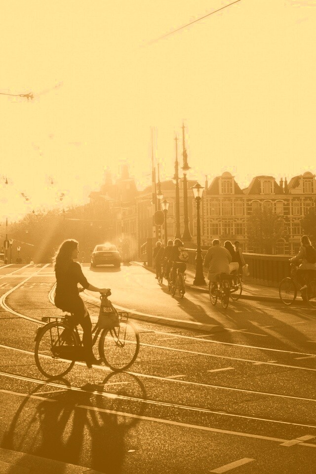 Утро в европейском городе обои