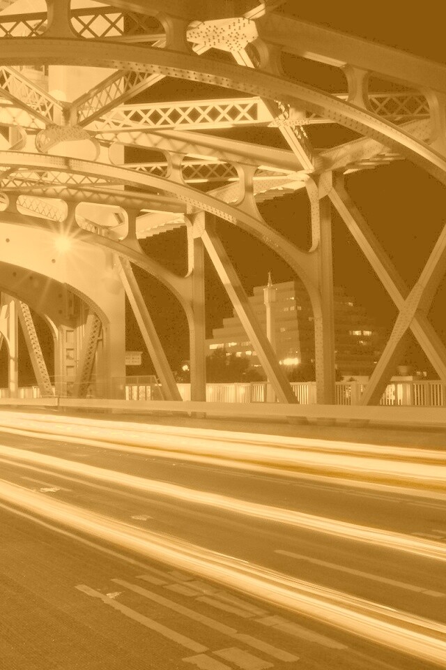 Движение на мосту обои