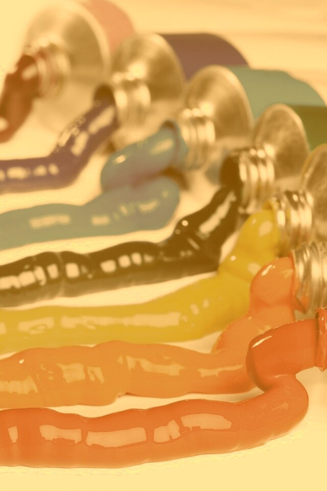 Тюбики с краской обои