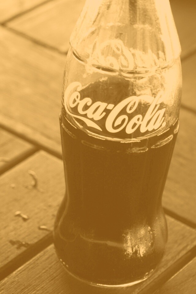 Бутылка Coca-Cola обои