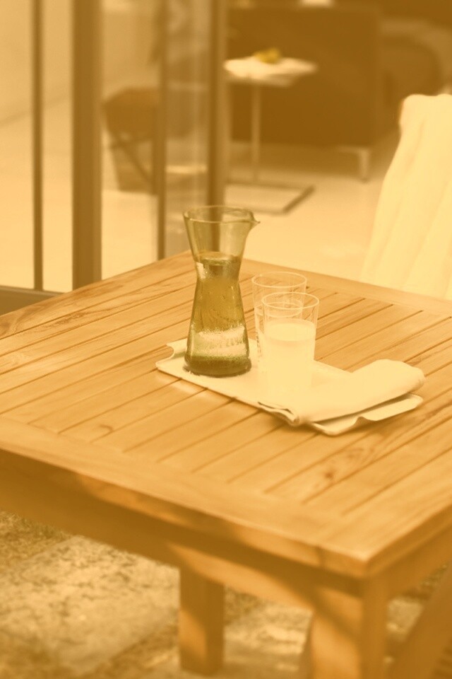 Фужер с водой обои