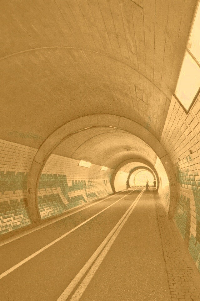 Пешеходный тоннель обои