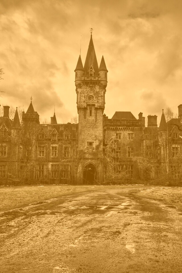 Разрушающийся замок обои