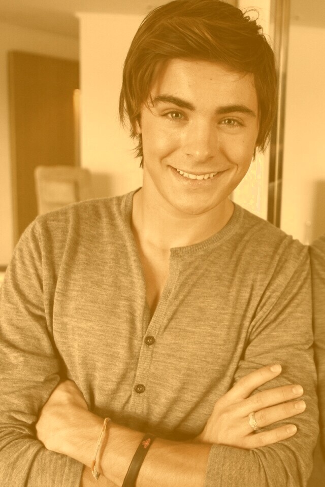 Зак Эфрон обои