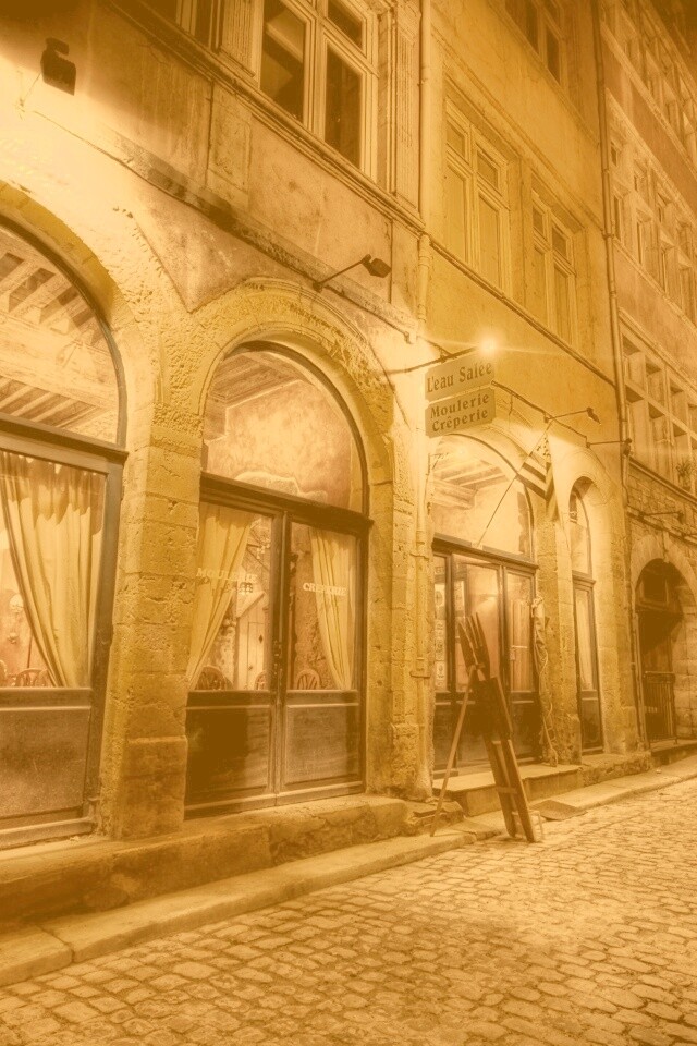 Ночная улочка обои