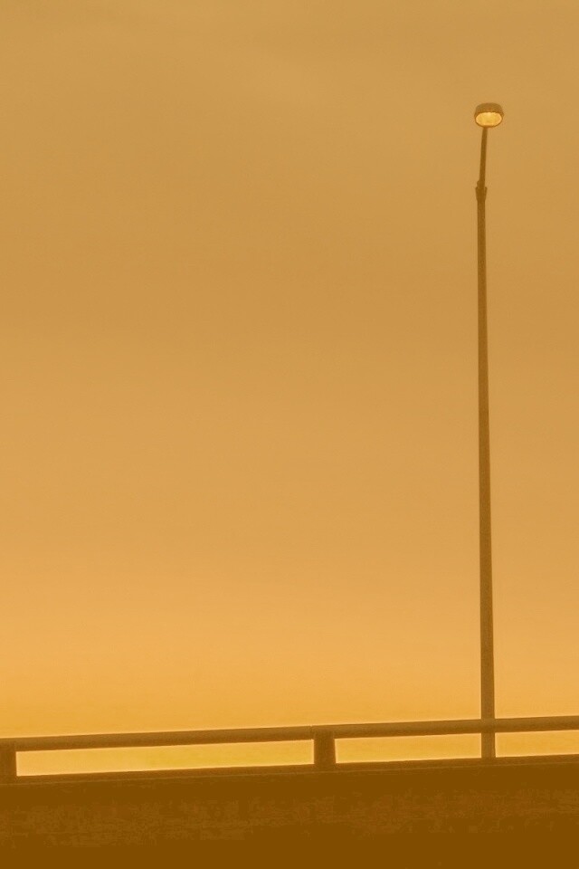 Одинокий фонарь обои