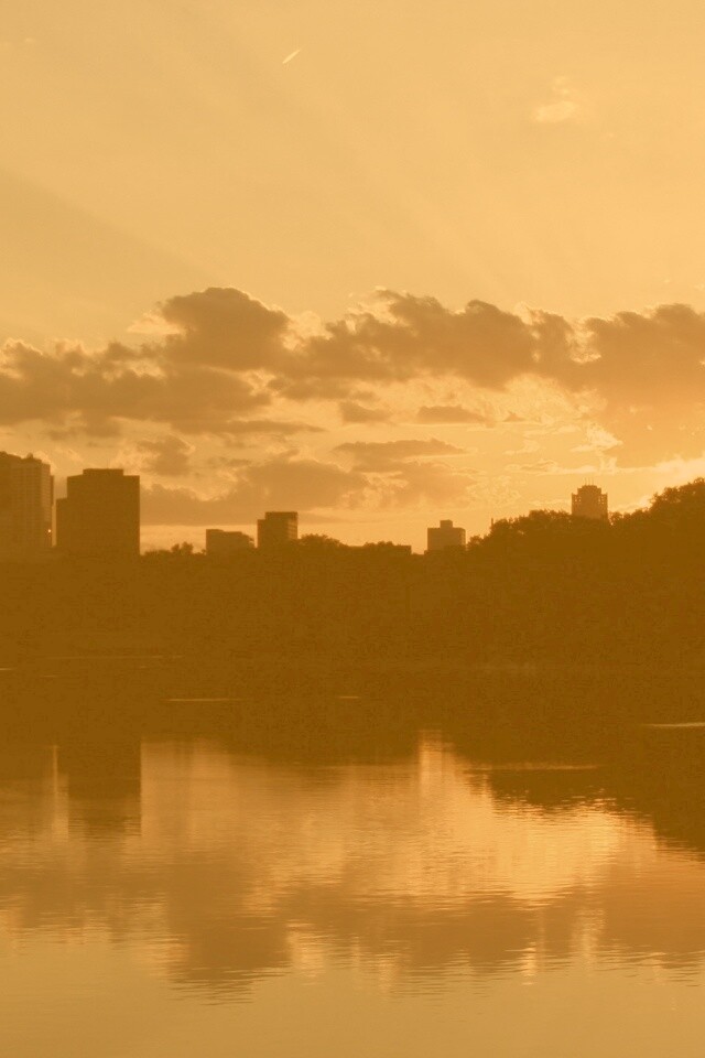 Закат над городом обои