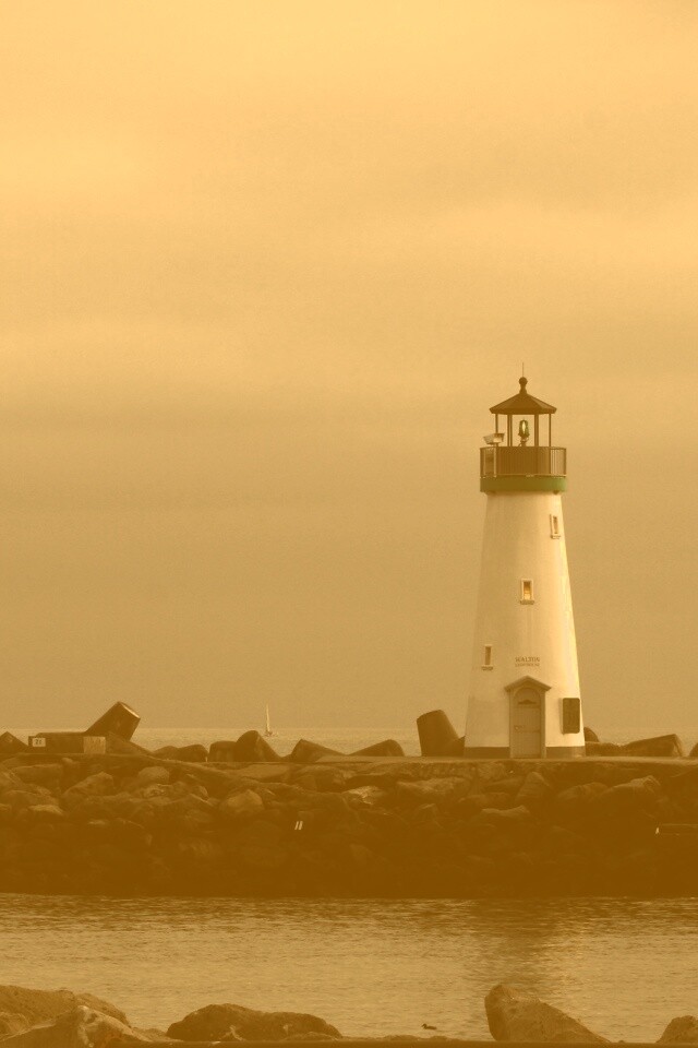 Маяк в порту Санта-Круз обои