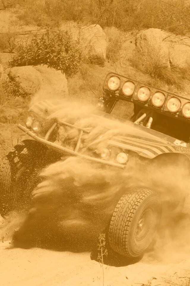 Раллийный внедорожник обои
