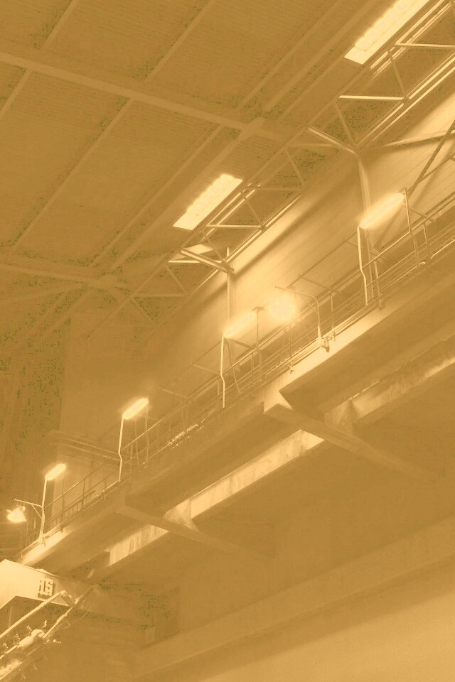 Платформа ночью обои