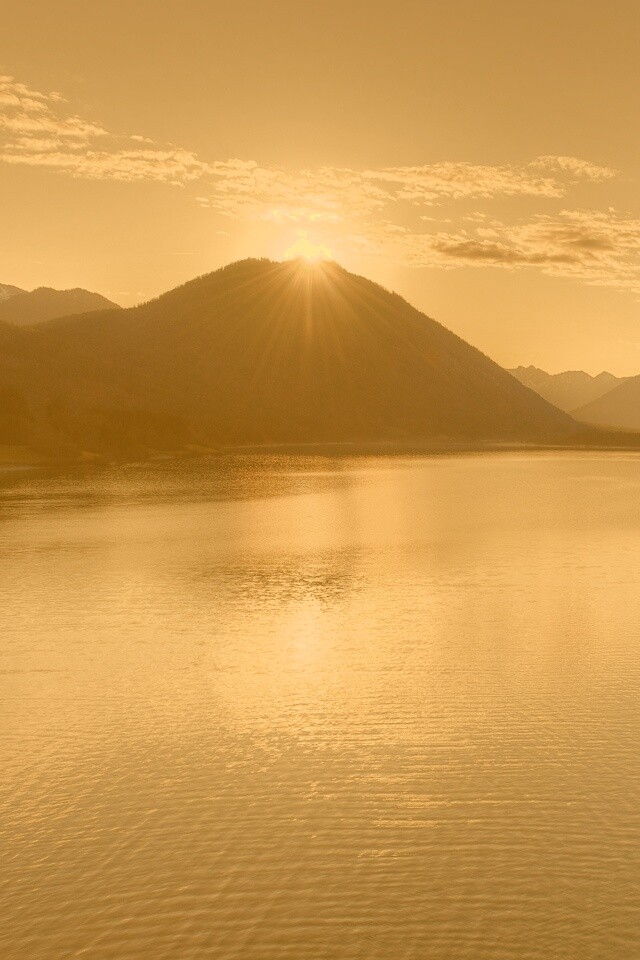 Закат в горах обои