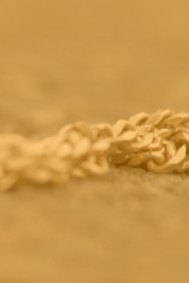 Старая золотая цепь обои