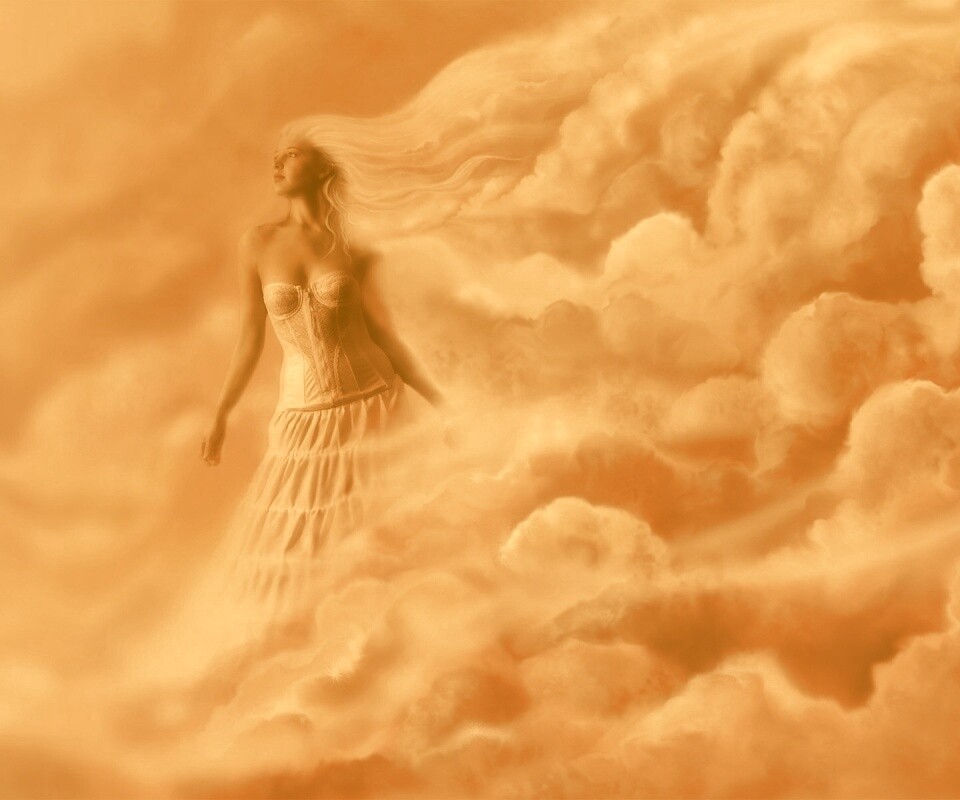 Девушка на облаках обои
