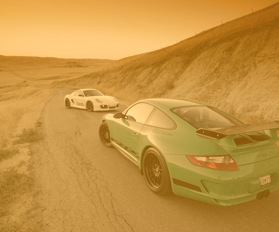 Два порша на горной дороге обои