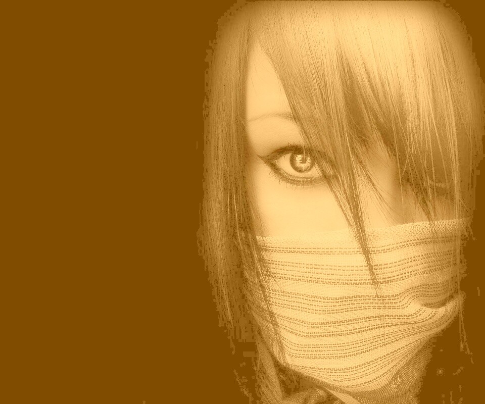 Девушка с закрытым ртом обои