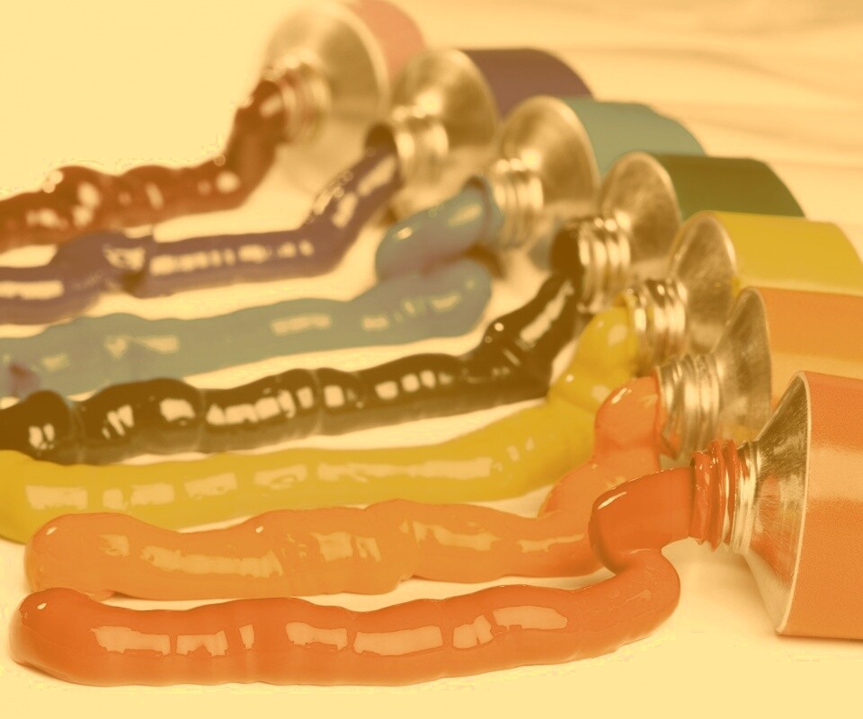 Тюбики с краской обои