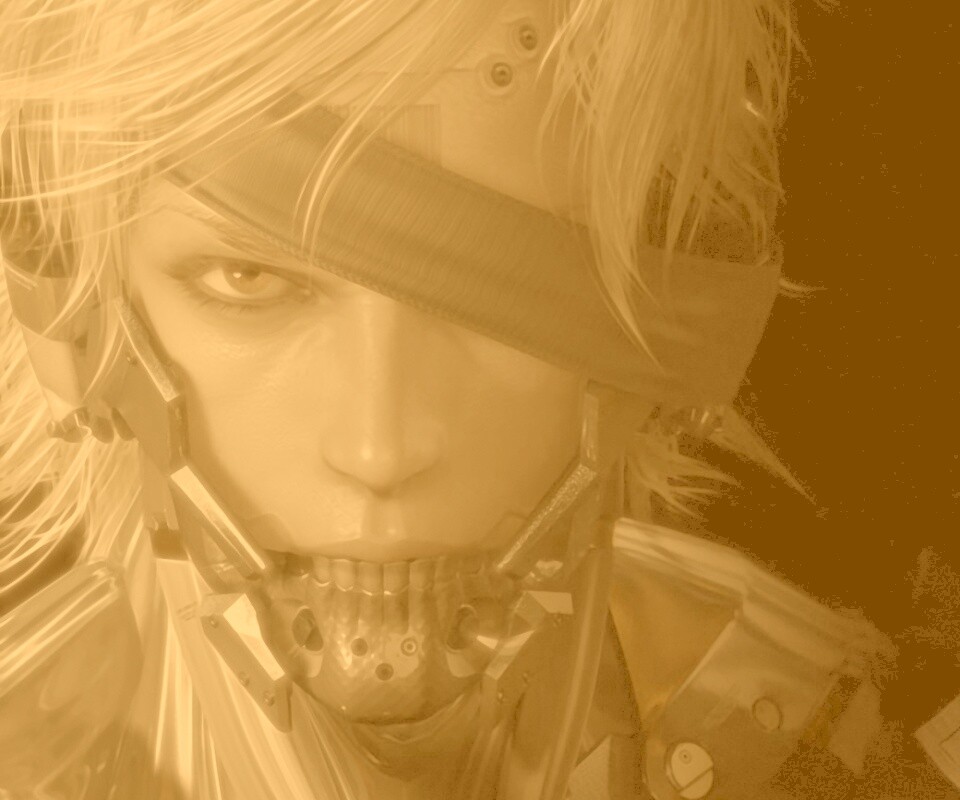 Потрепанные в боях обои