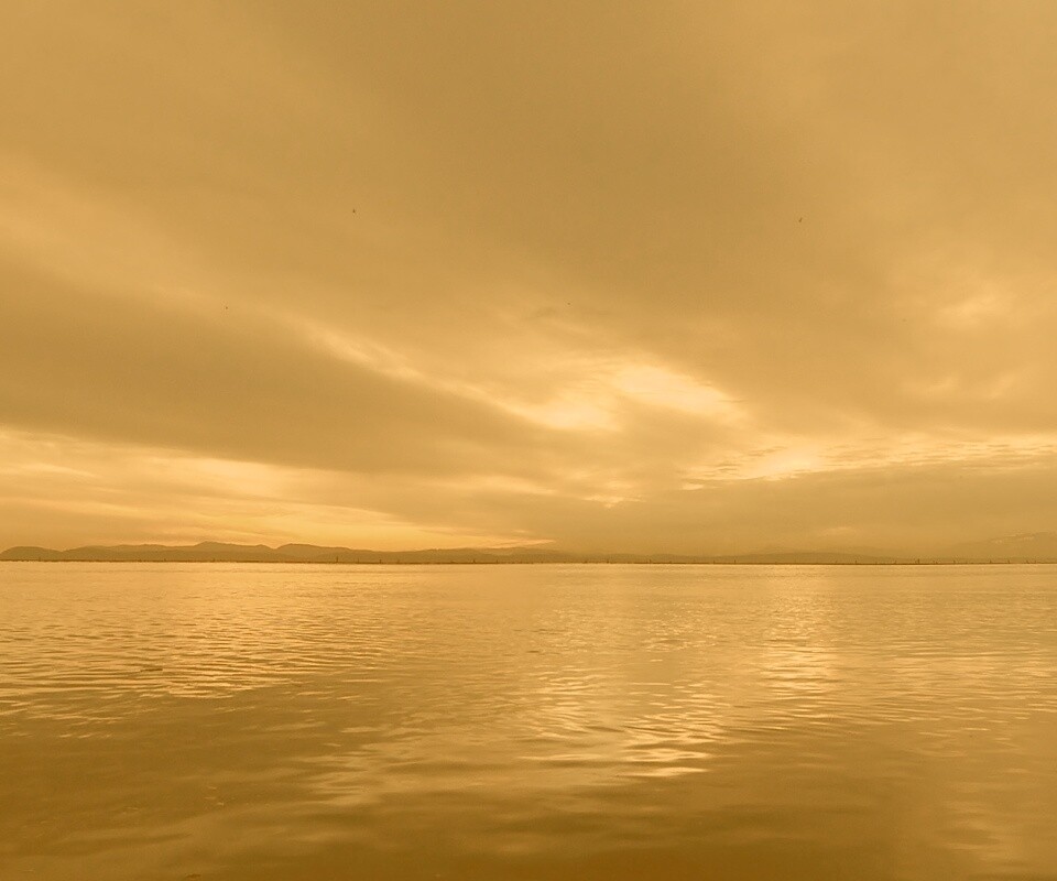 Живописное озеро обои