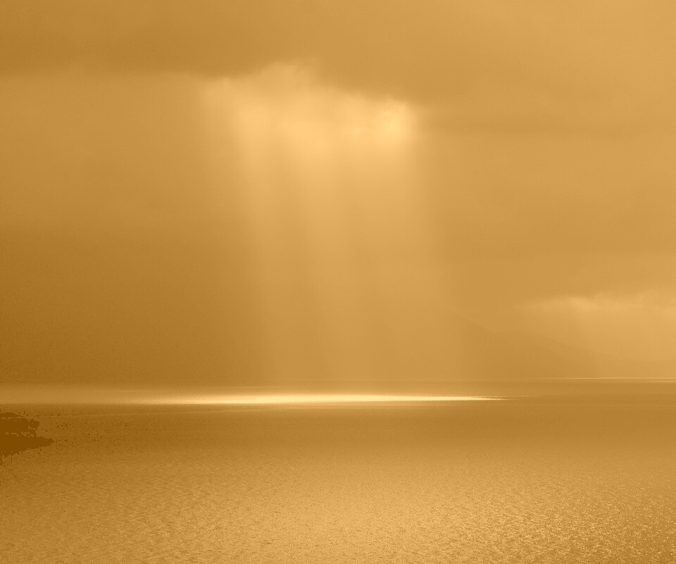 Сквозь тучи обои