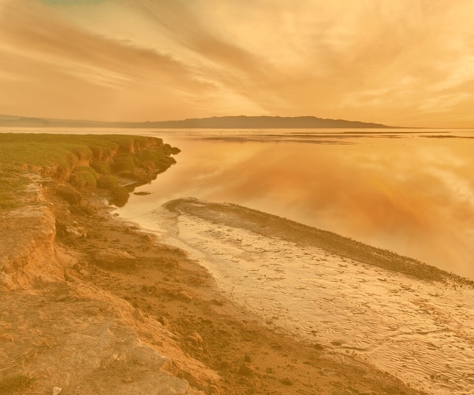 Озеро на закате обои