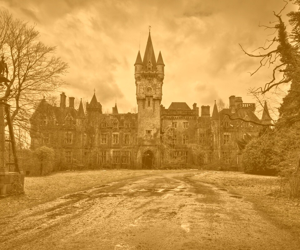 Разрушающийся замок обои