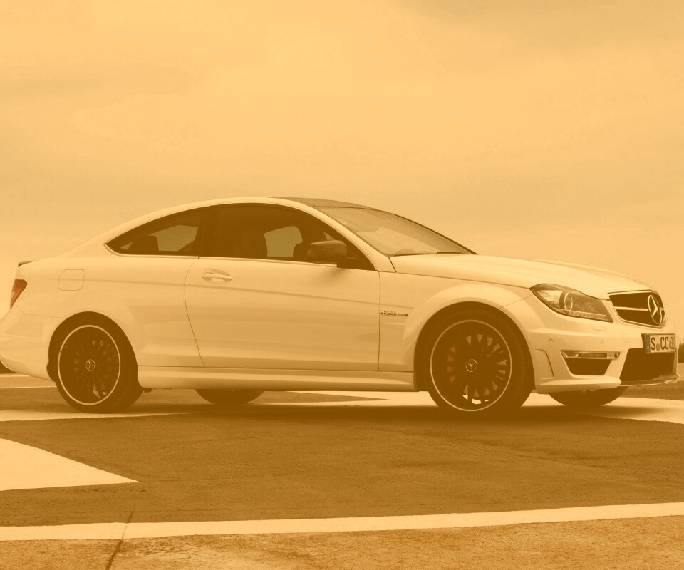 Mecedes C63 обои