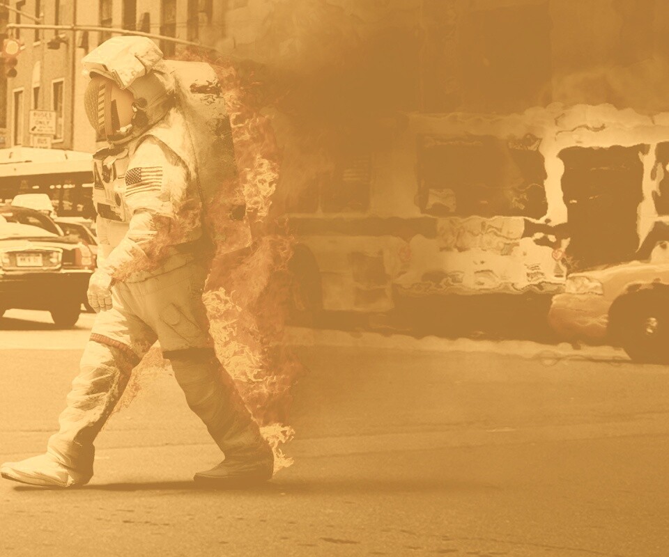 Астронавт в огне обои