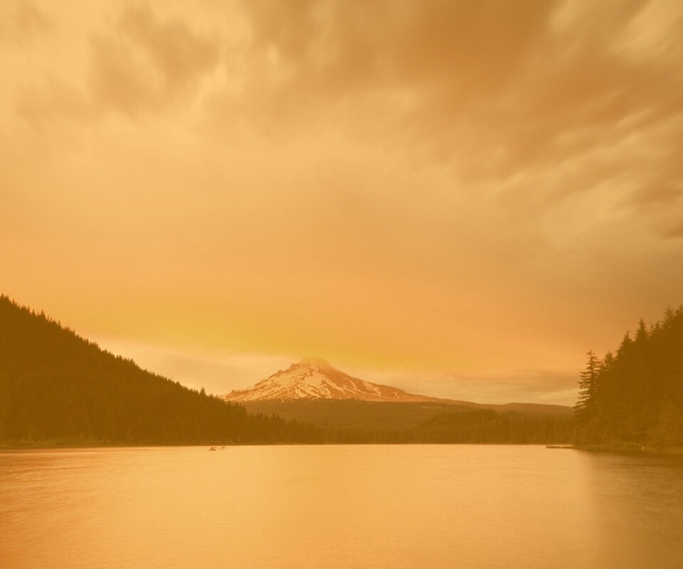 Закат над горой обои