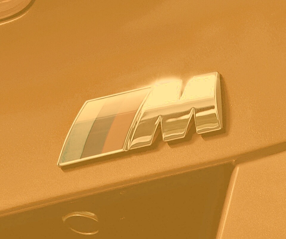 Логотип BMW M1 Series обои